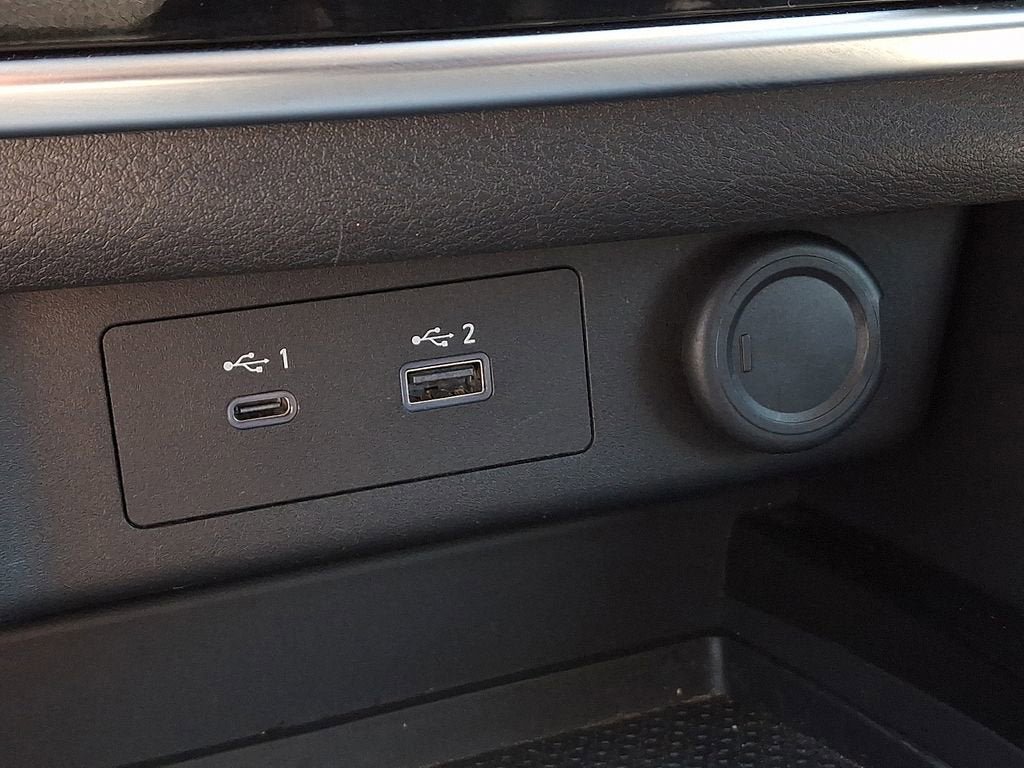 Used 2021 Nissan Rogue S AWD/4WD image 25