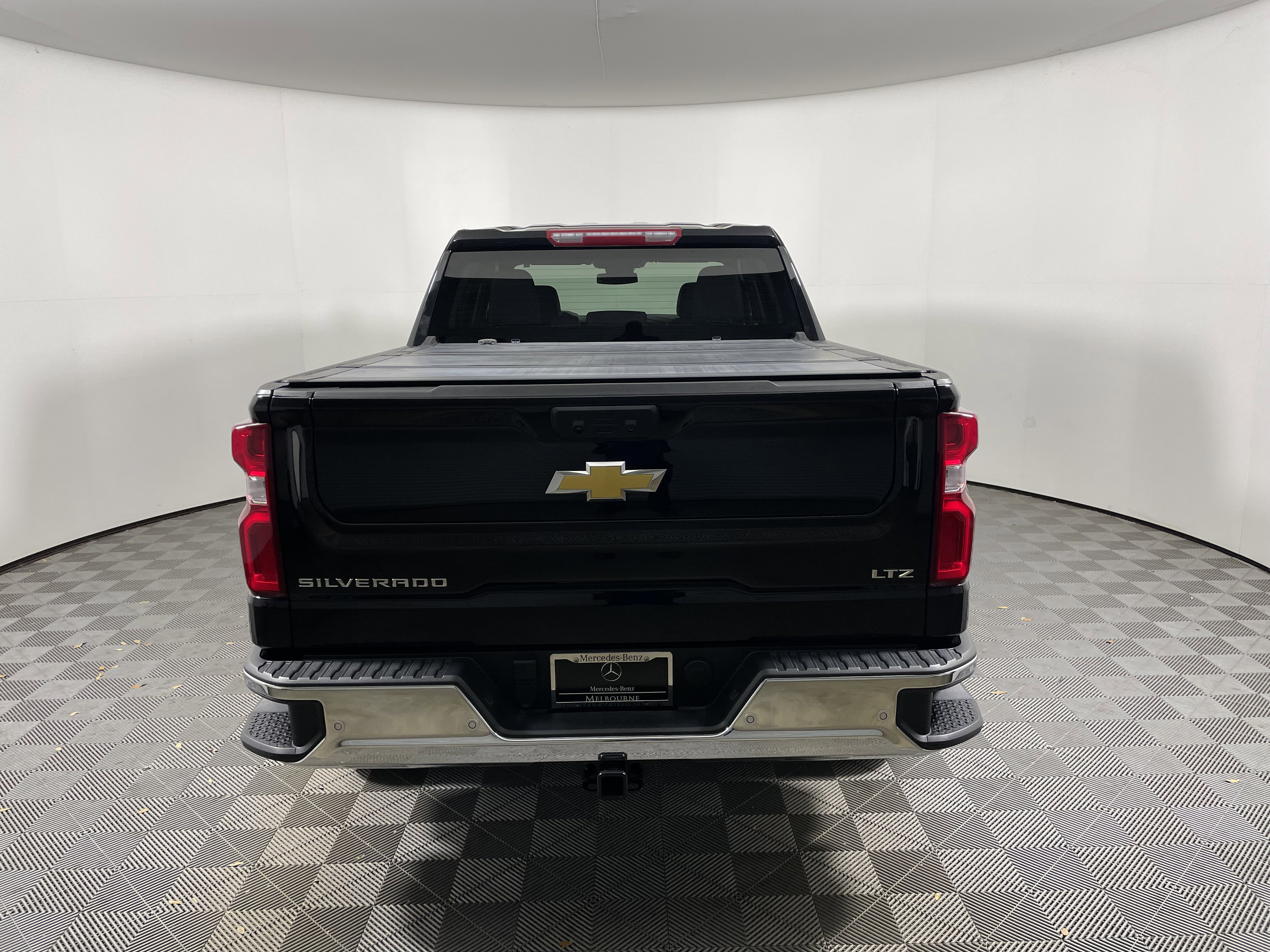 Used 2026 Chevrolet Silverado 1500 LTZ RWD image 4
