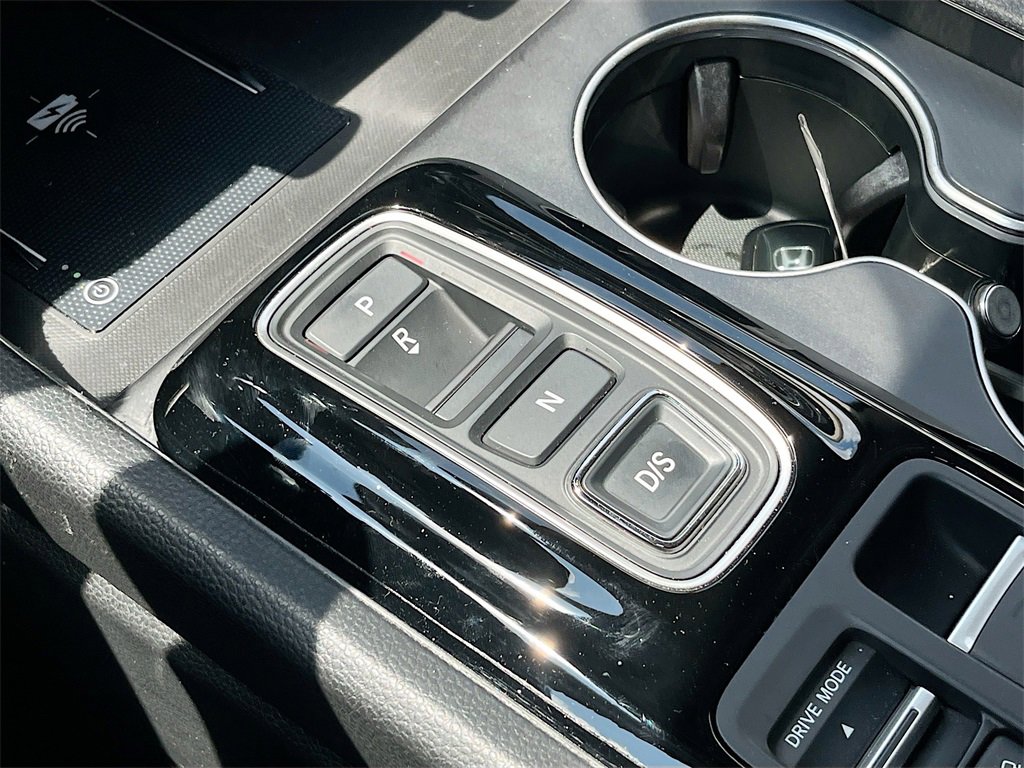 Used 2024 Honda Pilot Elite image 17