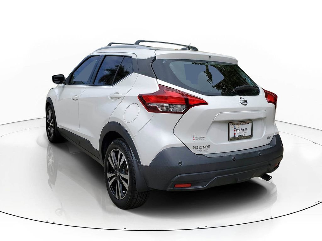 Used 2020 Nissan Kicks SV w/ Exterior Package image 4