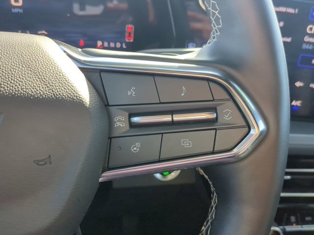 Used 2024 Chevrolet Traverse LT image 25