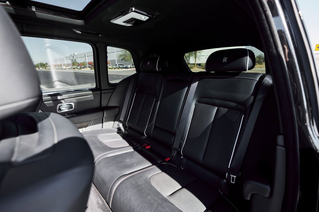 Used 2019 Rolls-Royce Cullinan image 48