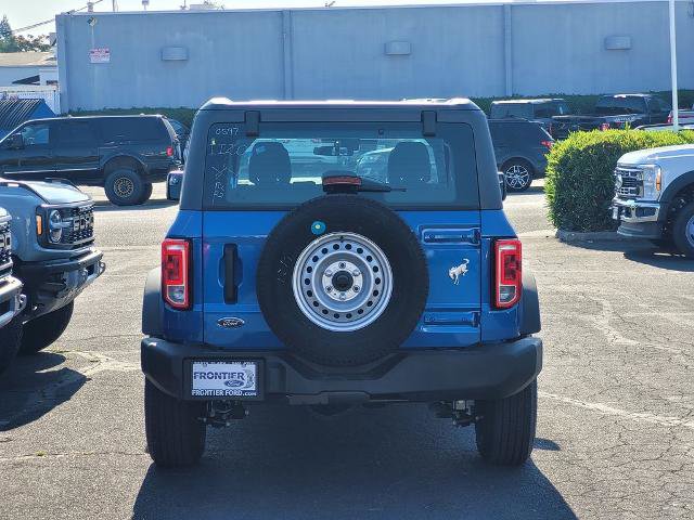 New 2025 Ford Bronco 4-Door image 5