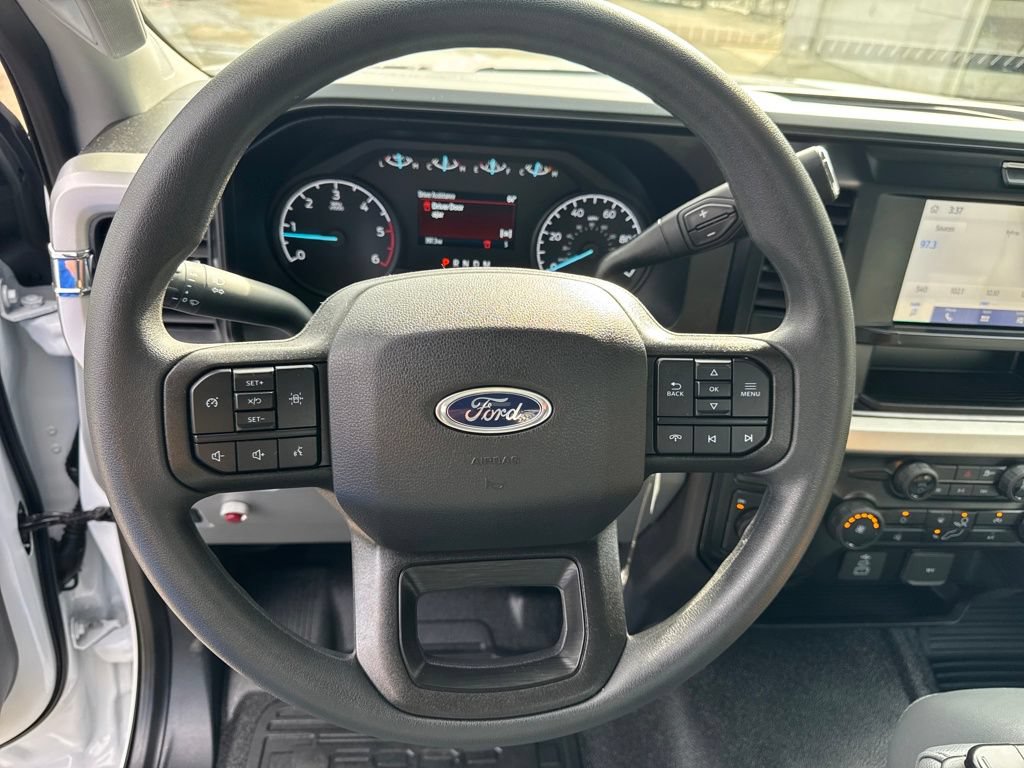 Certified 2025 Ford F350 XL w/ XL Chrome Package AWD/4WD image 16