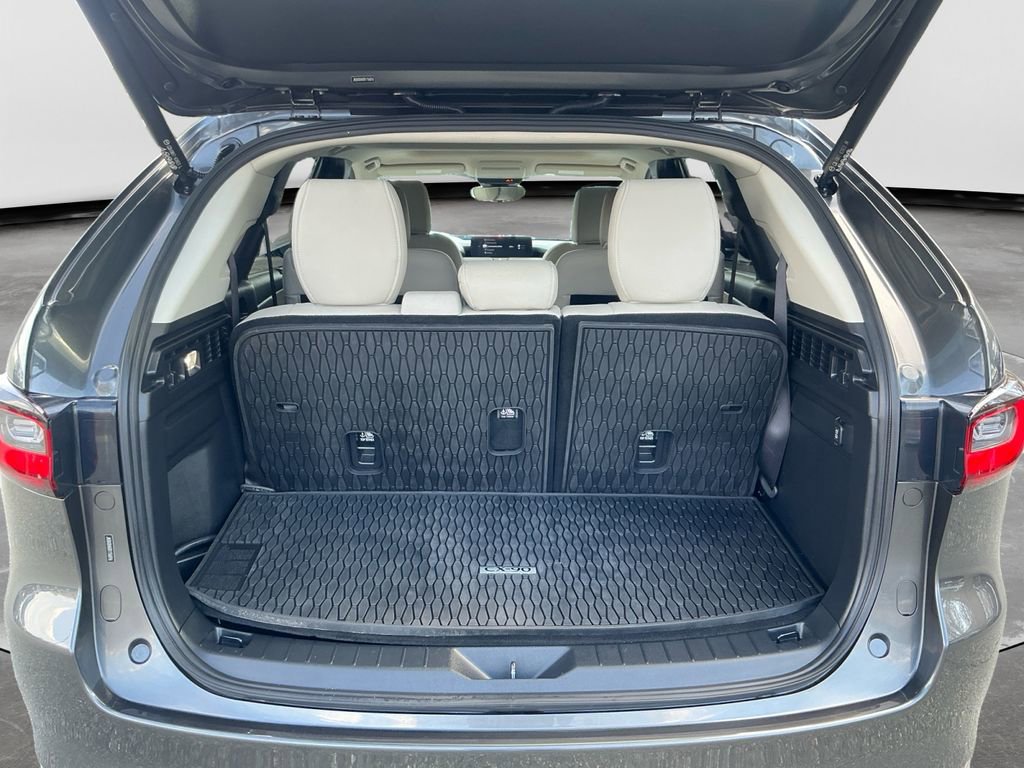 Used 2024 MAZDA CX-90 Plug-In Hybrid w/ Preferred image 17