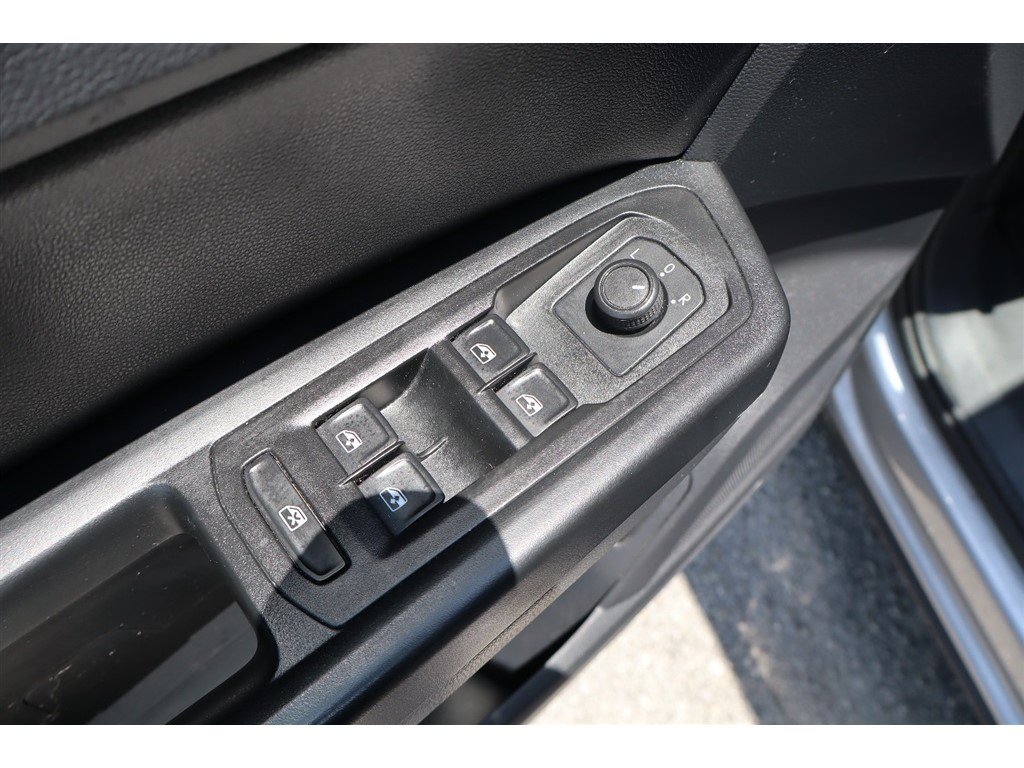 Used 2021 Volkswagen Atlas SE FWD image 24