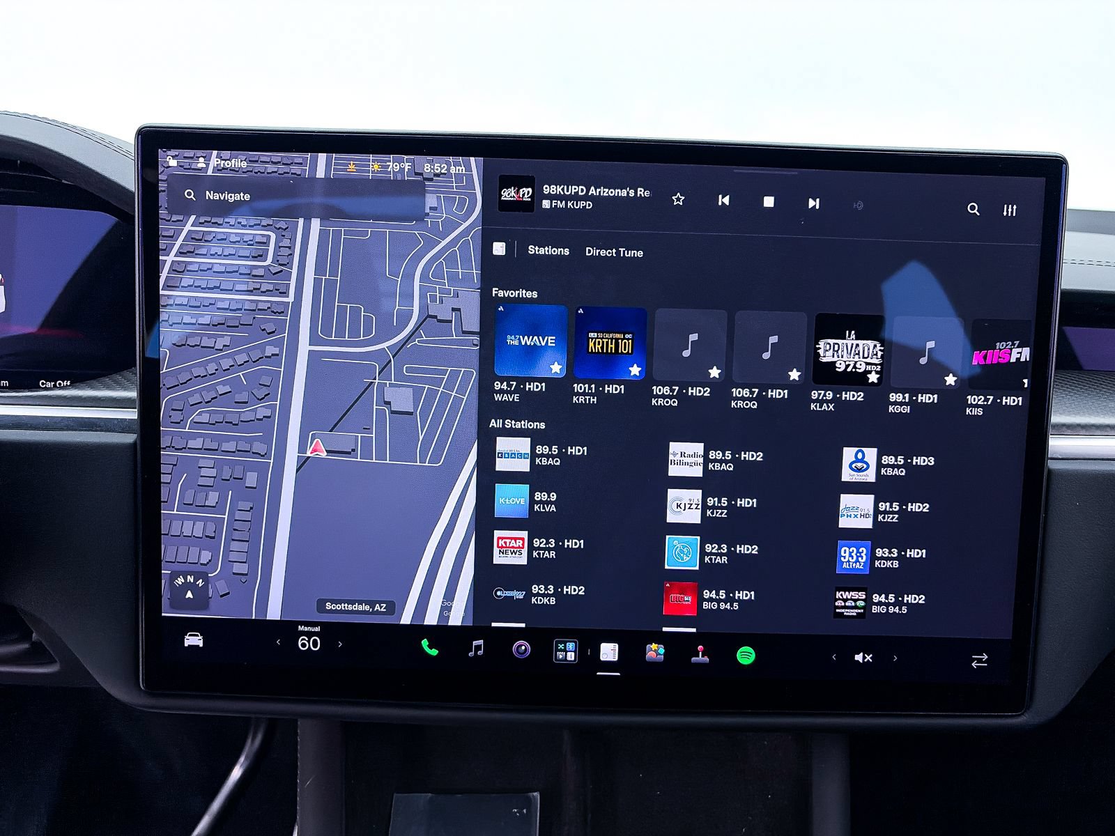 Used 2022 Tesla Model X Plaid AWD/4WD image 23