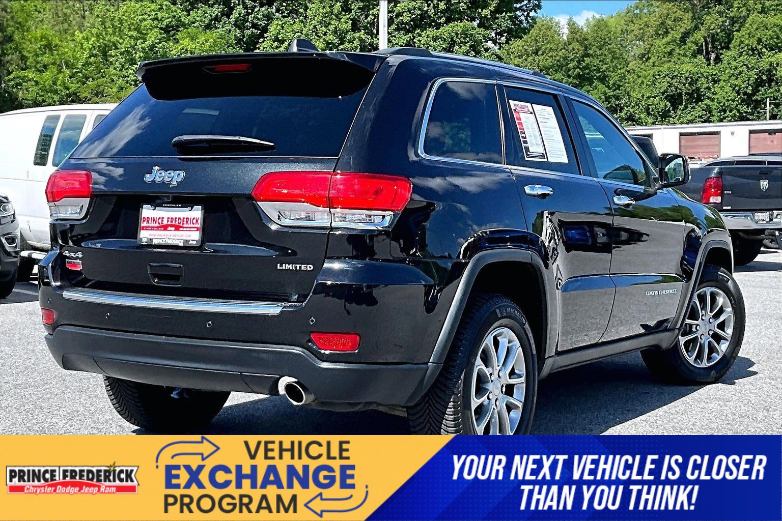 Used 2016 Jeep Grand Cherokee Limited AWD/4WD image 10
