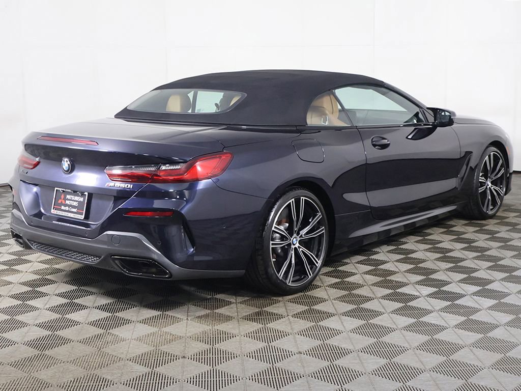 Used 2023 BMW M850i xDrive Convertible AWD/4WD image 15