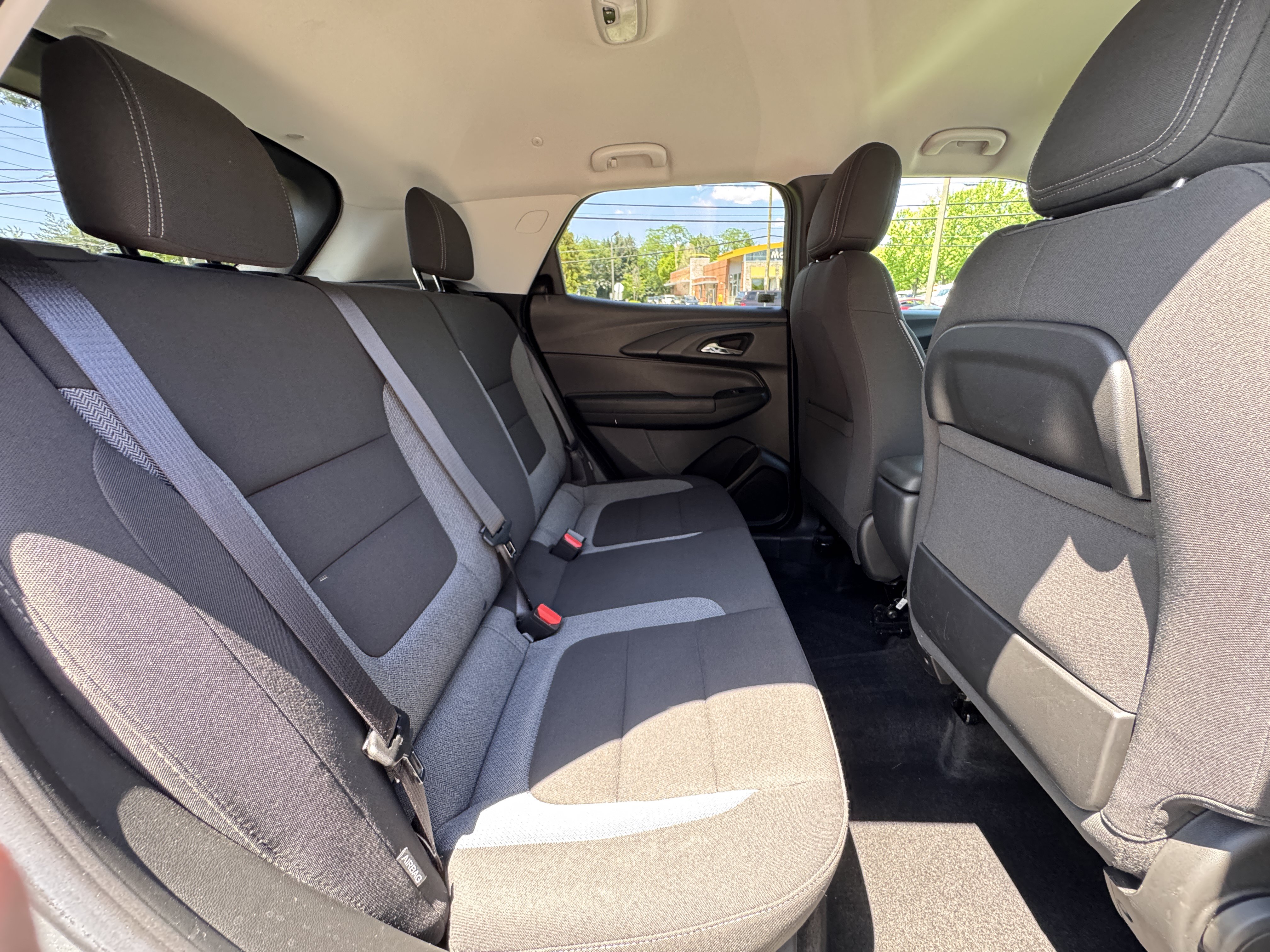 Used 2023 Chevrolet TrailBlazer LT w/ Convenience Package AWD/4WD image 13