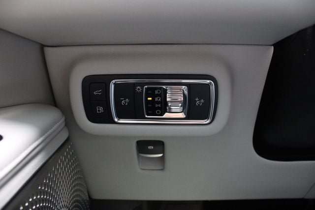 New 2026 Lincoln Nautilus Reserve AWD/4WD image 10