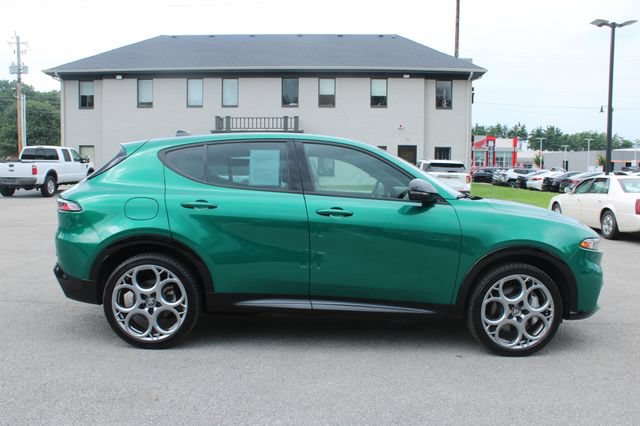 Used 2025 Alfa Romeo Tonale AWD/4WD image 6