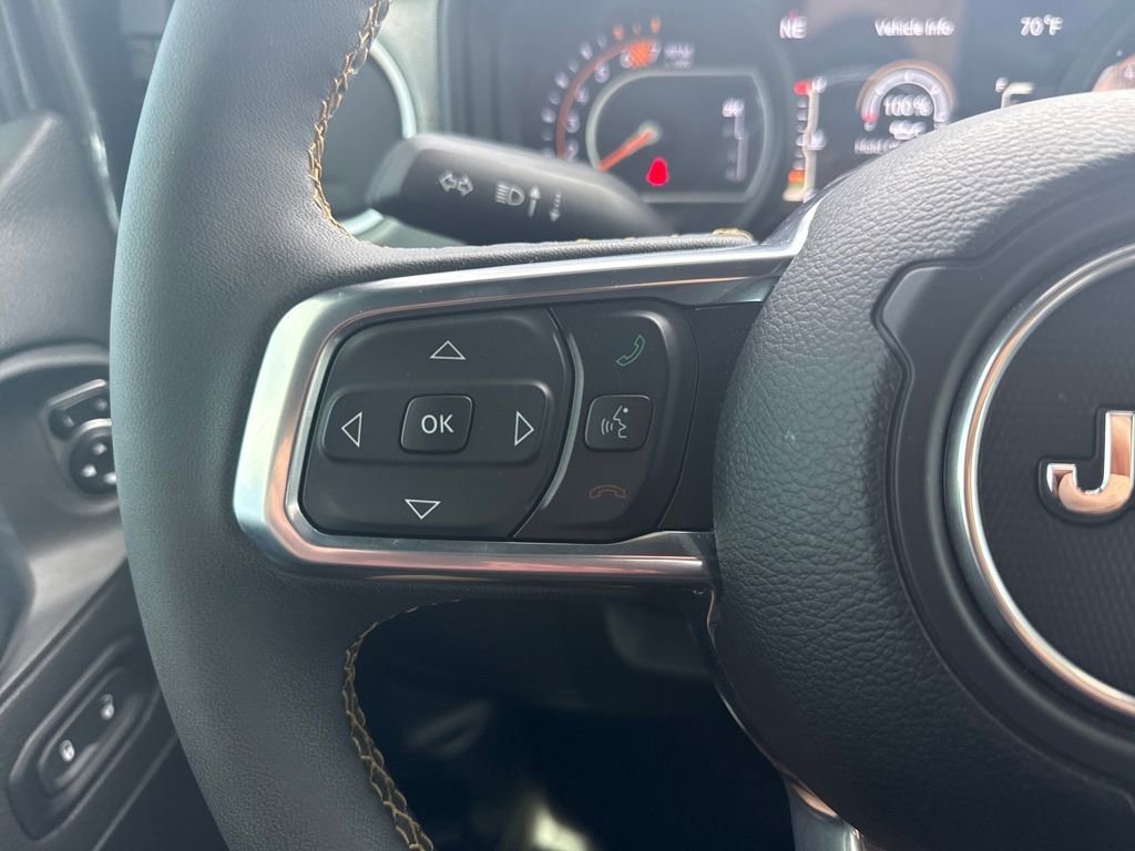 Used 2024 Jeep Wrangler Sahara image 16