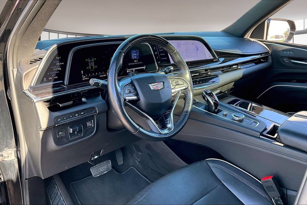 Used 2023 Cadillac Escalade ESV Sport AWD/4WD image 13