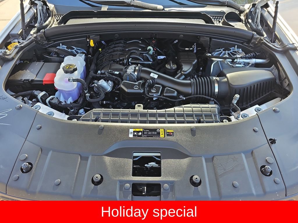 New 2025 Jeep Grand Cherokee Altitude image 32