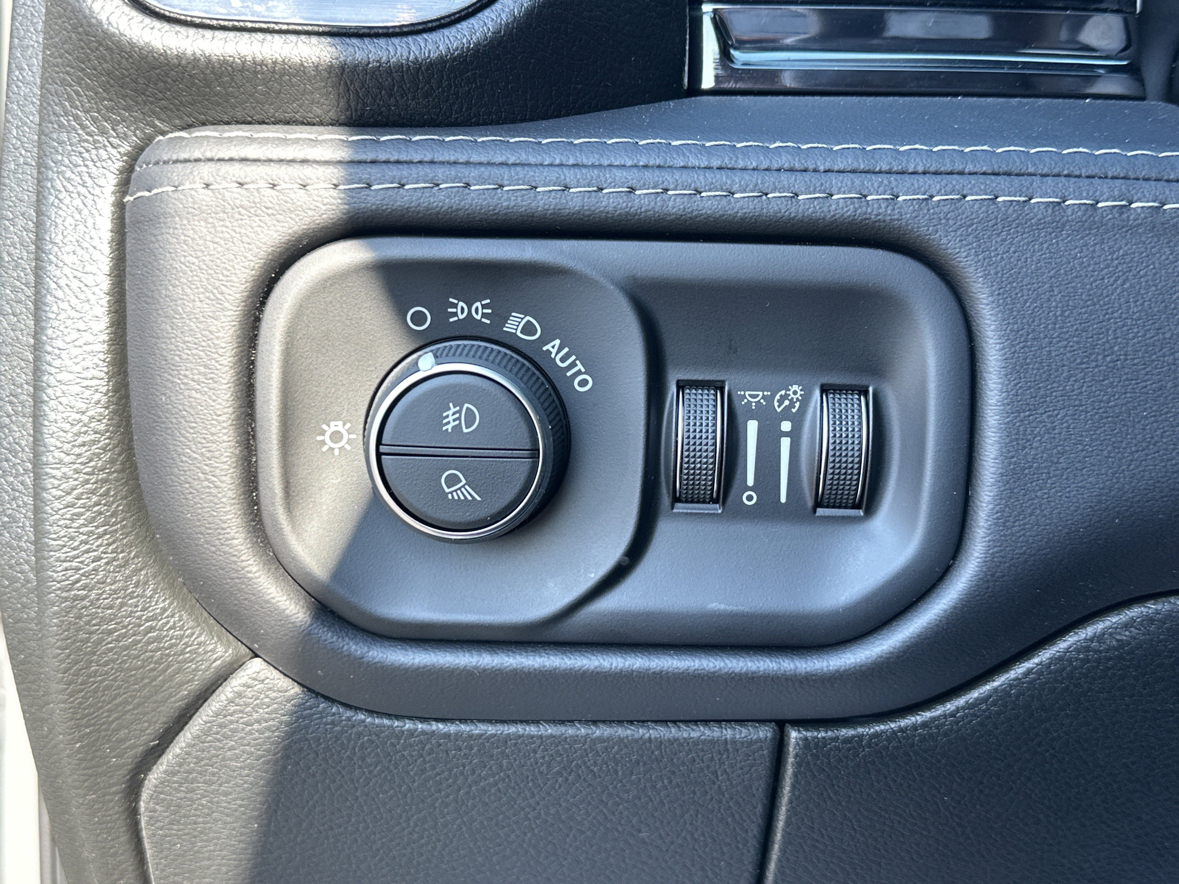 New 2026 RAM 2500 Limited image 11