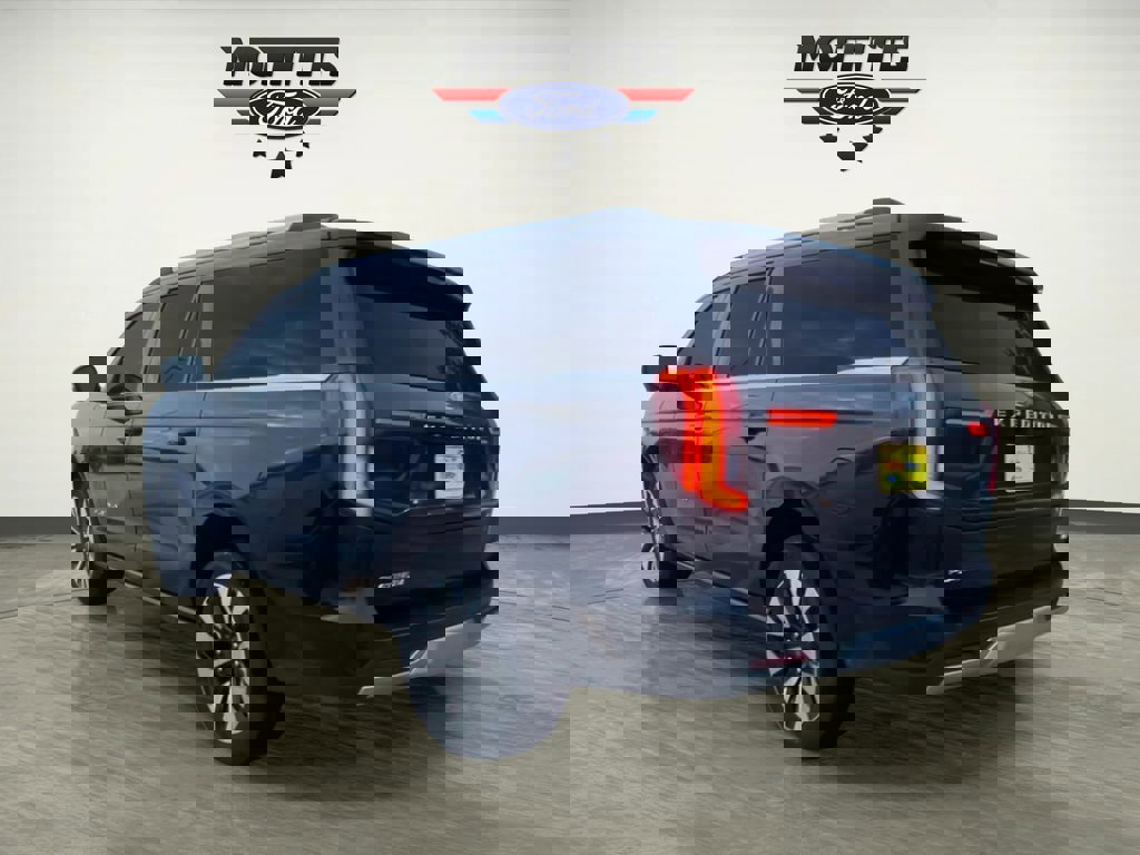 New 2025 Ford Expedition Max Platinum w/ Driver's Package image 3