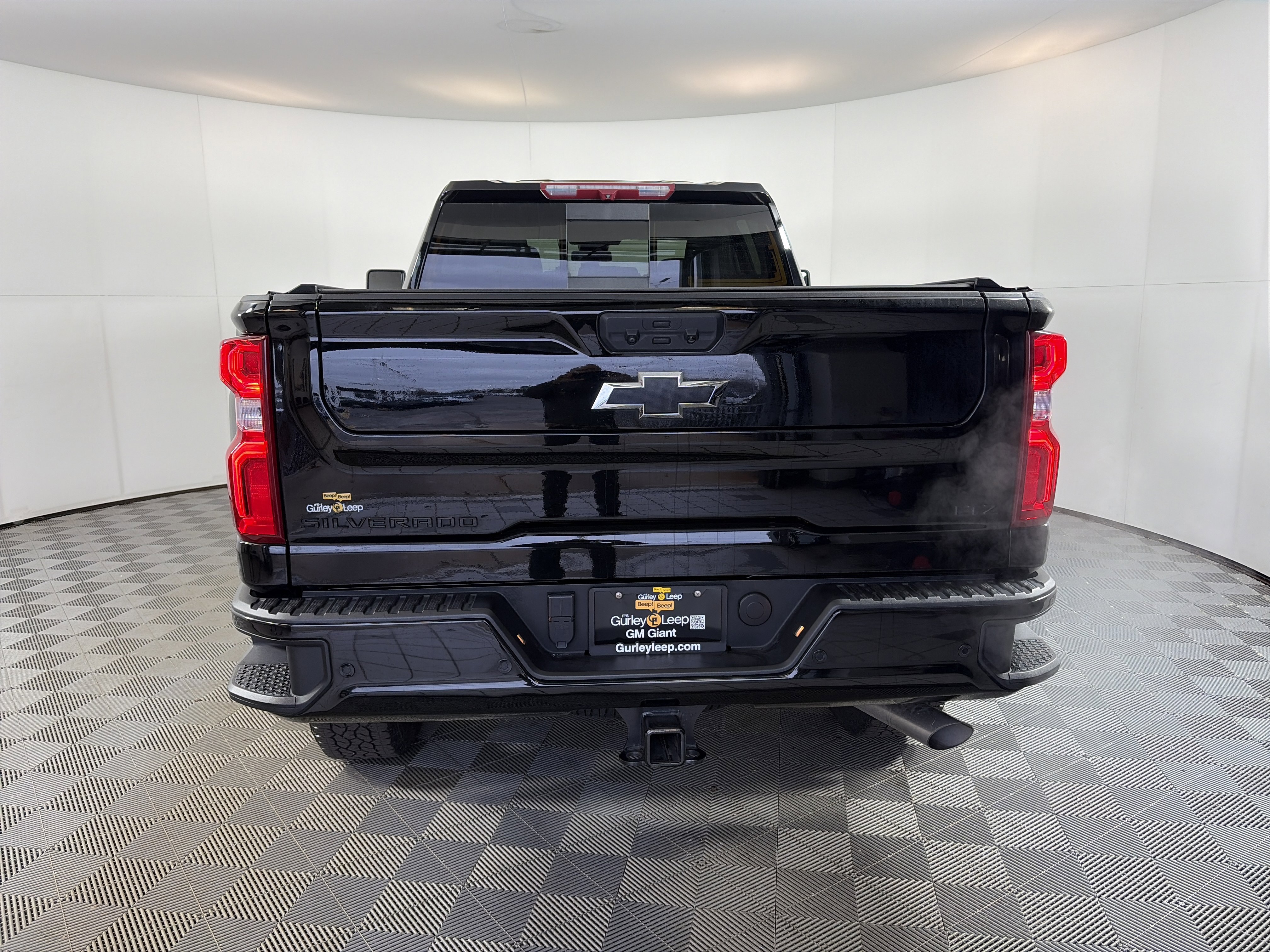 Certified 2024 Chevrolet Silverado 2500 LTZ w/ LTZ Plus Package image 9