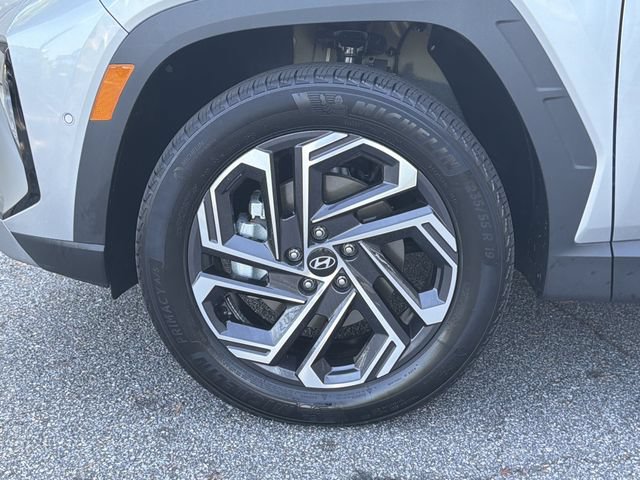 Certified 2025 Hyundai Tucson Limited AWD/4WD image 13