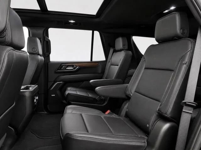 Used 2026 GMC Yukon Denali w/ Sun & Power Step Package AWD/4WD image 15