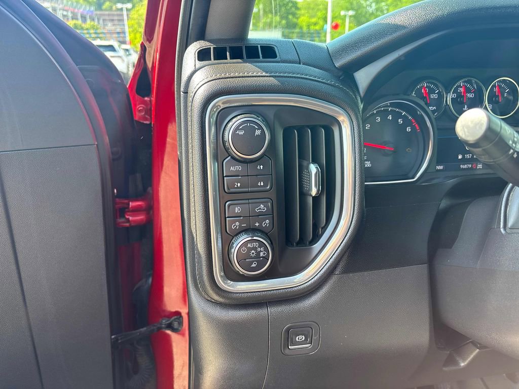 Used 2019 Chevrolet Silverado 1500 RST AWD/4WD image 14
