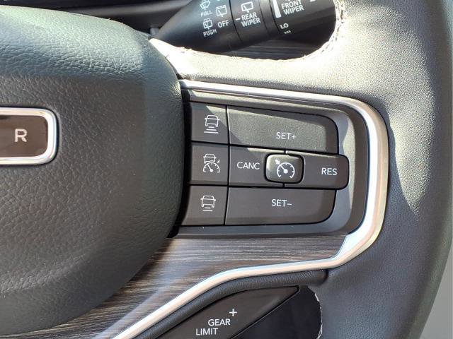 Used 2024 Jeep Wagoneer Series II w/ Flexible Seating Group image 16