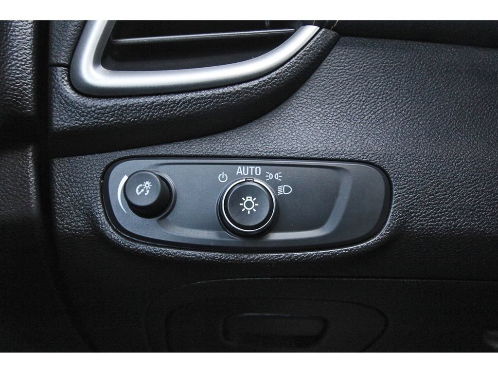 Used 2019 Chevrolet Trax LS w/ Tint and Cruise Package FWD image 23