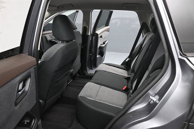 Used 2021 Nissan Rogue SV FWD image 15