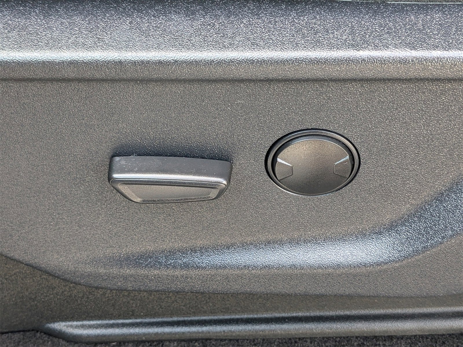 Used 2023 Ford F150 XLT image 22