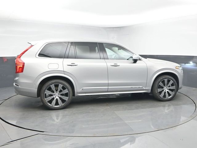 Used 2023 Volvo XC90 T8 Plus image 9