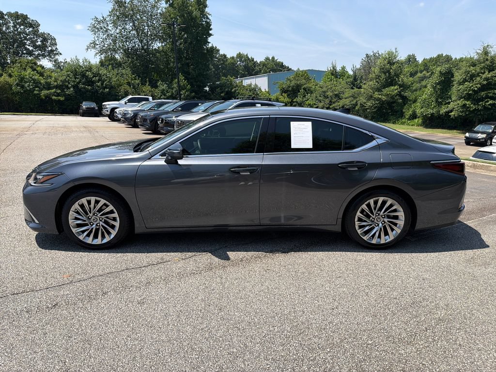 Used 2022 Lexus ES 350 Ultra Luxury FWD image 4
