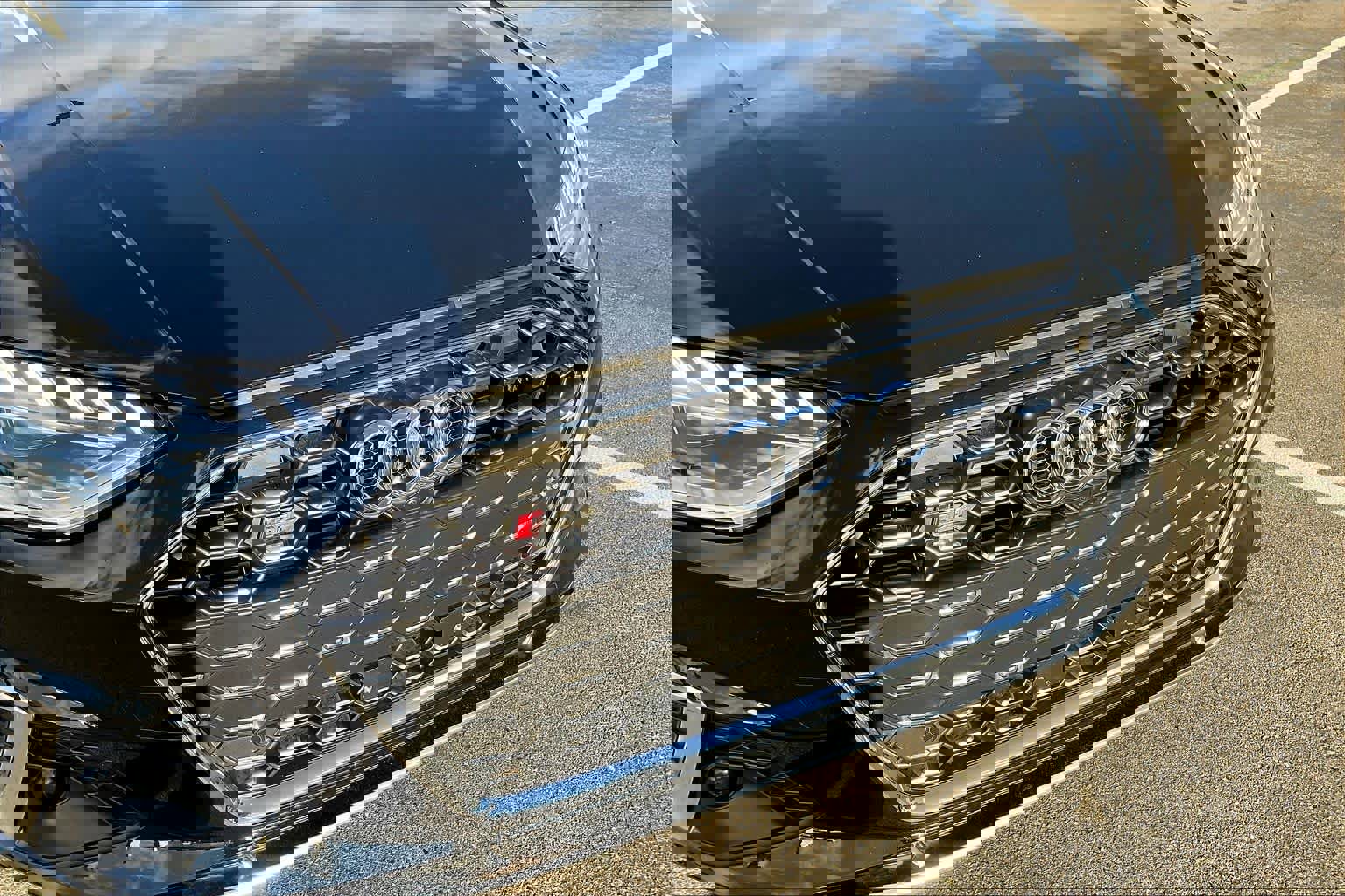 Used 2023 Audi S4 Premium Plus w/ Premium Plus Package image 31