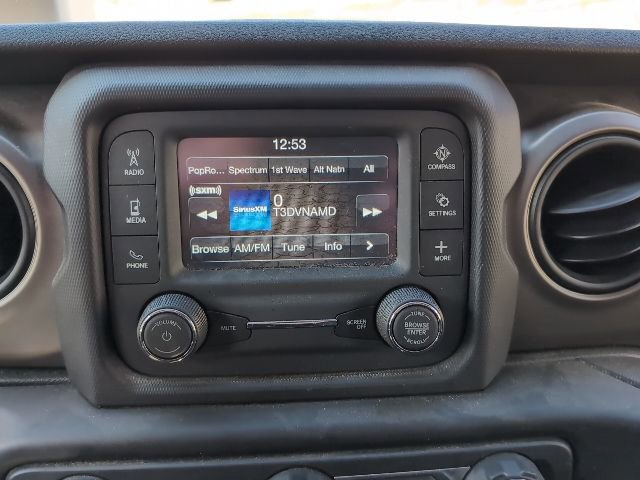 Used 2018 Jeep Wrangler Sport image 16