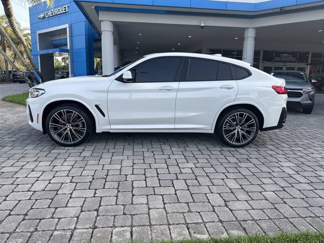 Used 2022 BMW X4 xDrive30i w/ M Sport Package AWD/4WD image 32