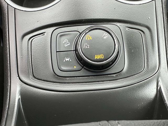 Used 2020 GMC Terrain SLE image 11