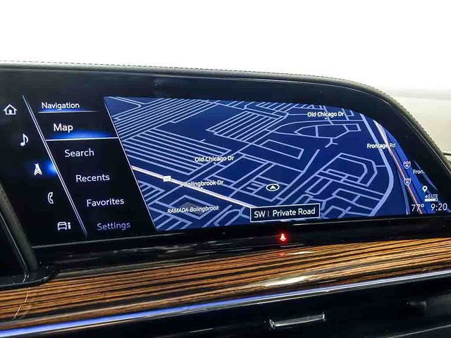 Used 2024 Cadillac Escalade Premium Luxury AWD/4WD image 25