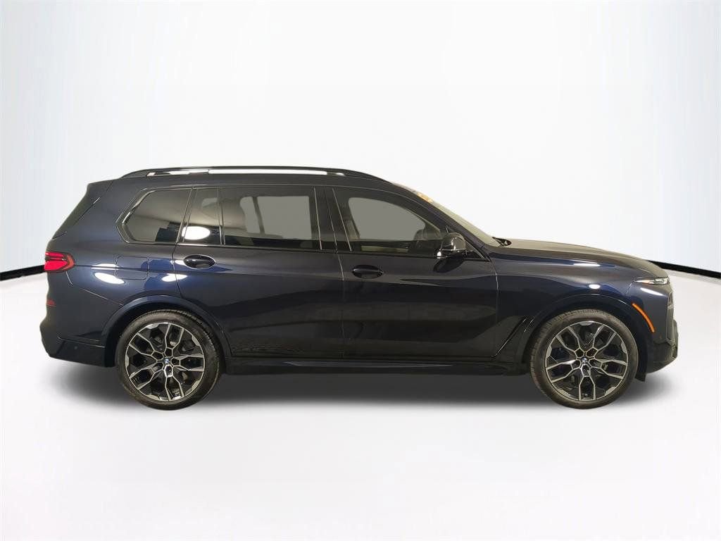 Used 2024 BMW X7 M60i w/ Executive Package image 4