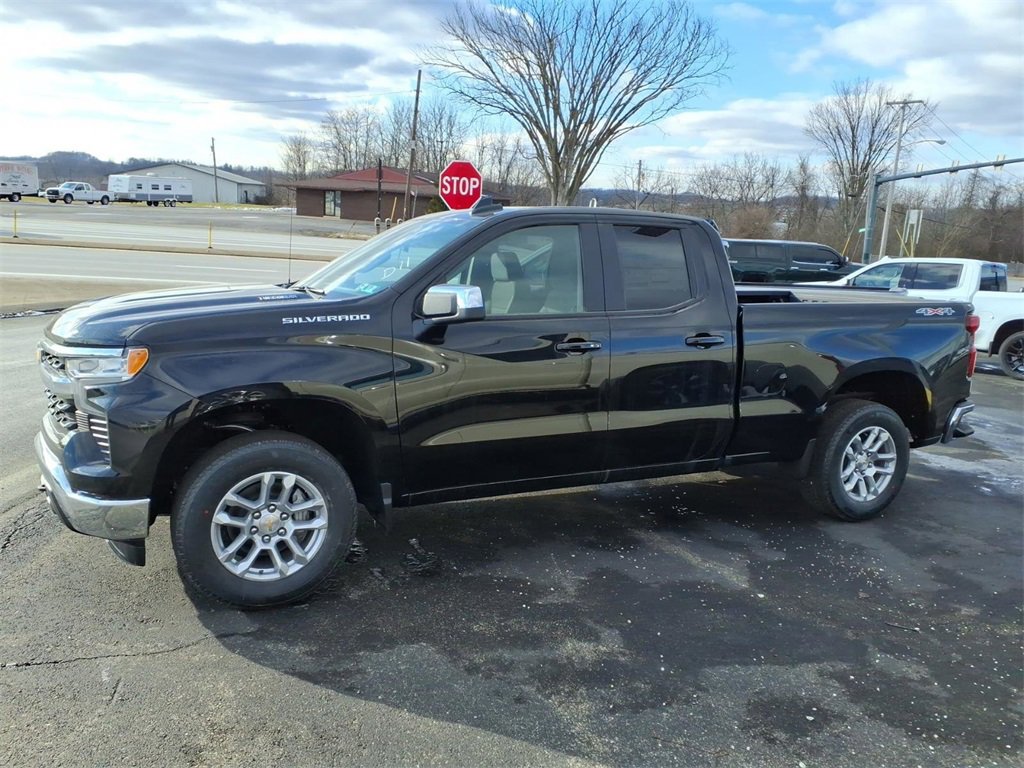 New 2026 Chevrolet Silverado 1500 LT image 2
