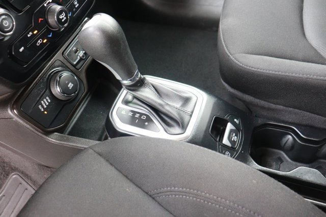 Used 2023 Jeep Renegade Latitude image 17