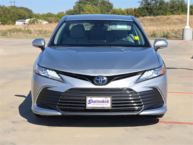 Used 2022 Toyota Camry XLE video 2