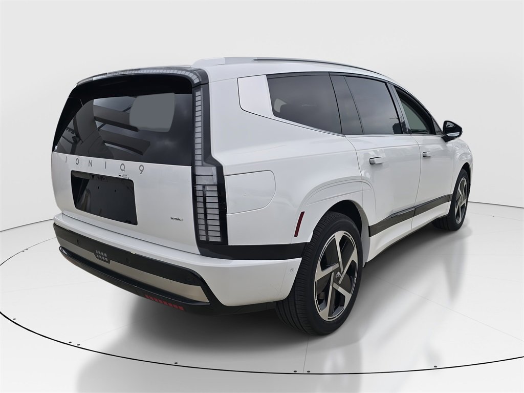New 2026 Hyundai Ioniq 9 Calligraphy image 3