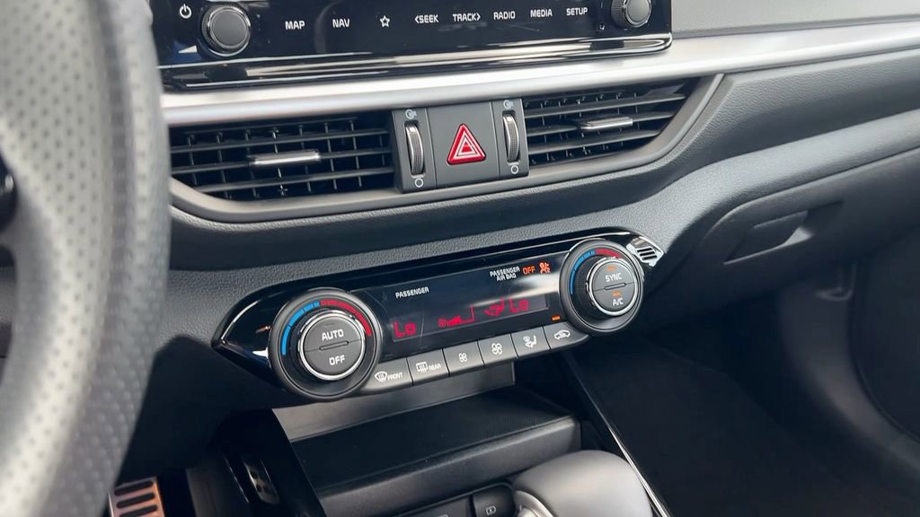 Used 2023 Kia Forte GT-Line image 29