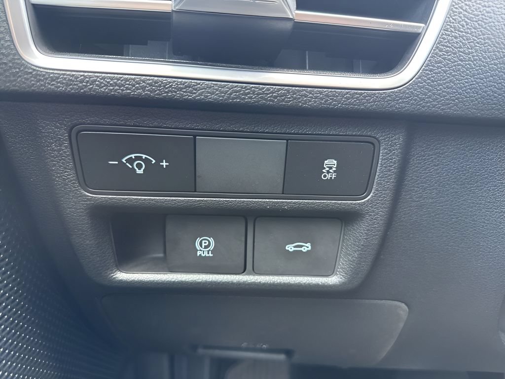 Used 2025 Hyundai Sonata SEL FWD image 25