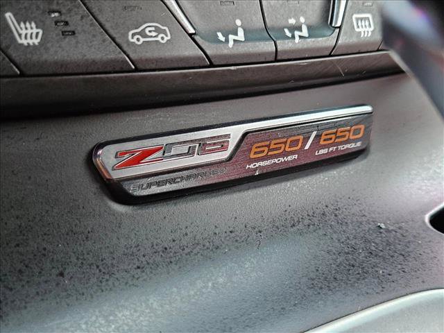Used 2016 Chevrolet Corvette Z06 w/ 3LZ Preferred Equipment Group RWD image 22