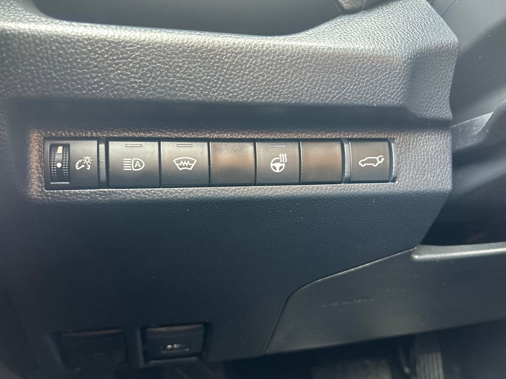 Certified 2023 Toyota RAV4 XLE w/ Convenience Package image 29