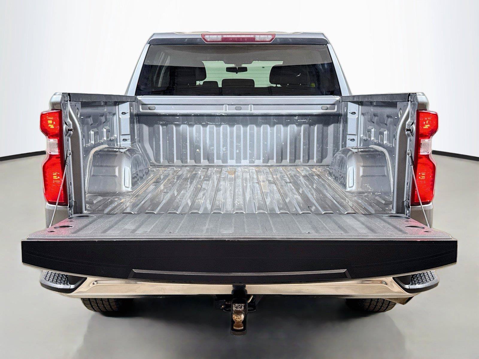 Used 2020 Chevrolet Silverado 1500 LT w/ Texas Edition RWD image 23