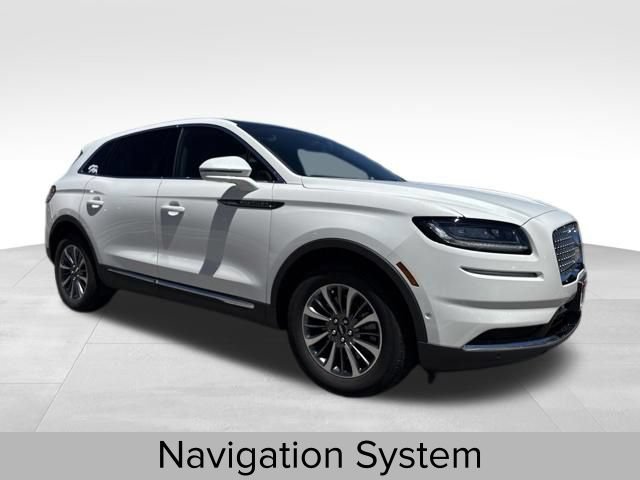 Certified 2022 Lincoln Nautilus Reserve AWD/4WD image 3