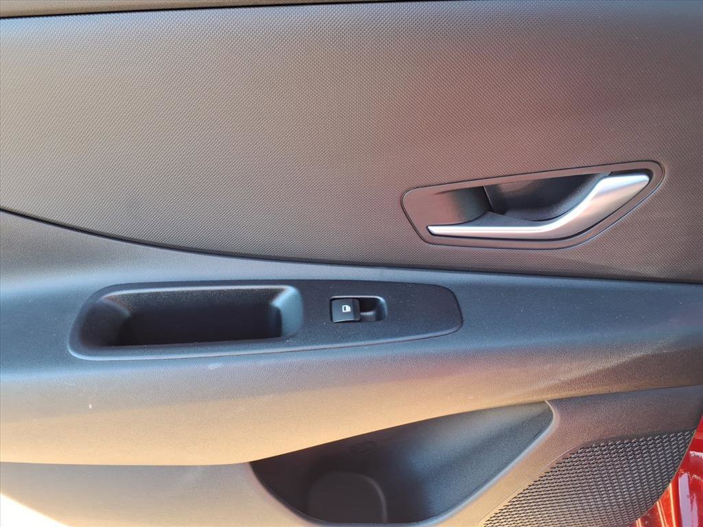 New 2025 Hyundai Elantra Blue image 11