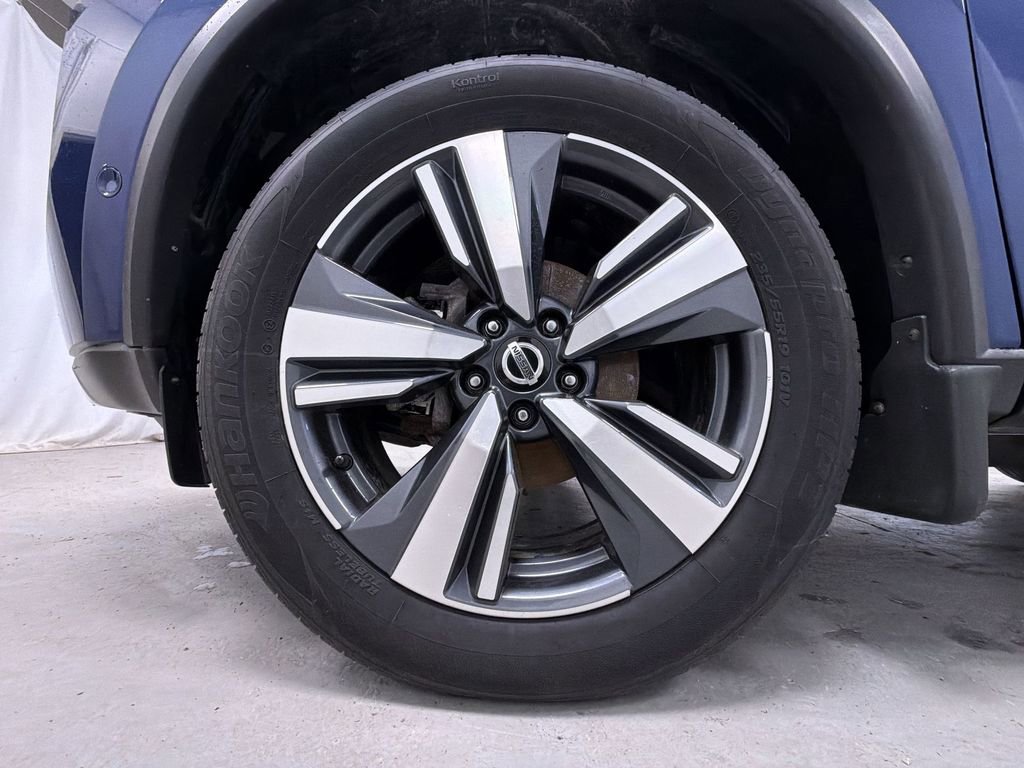 Used 2021 Nissan Rogue Platinum image 13