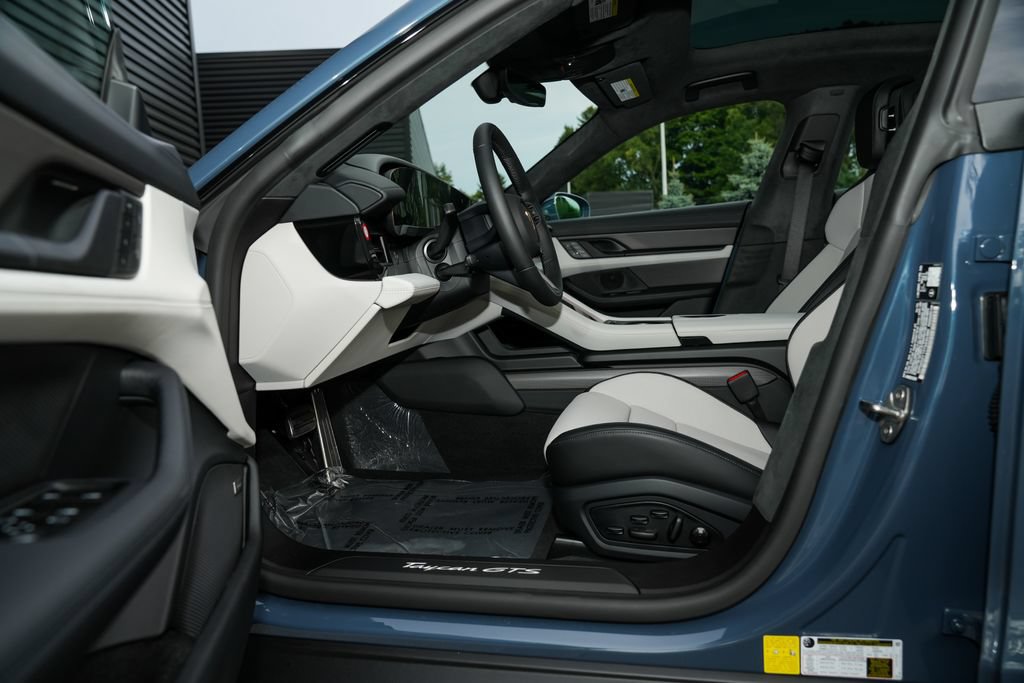 New 2026 Porsche Taycan GTS AWD/4WD image 20